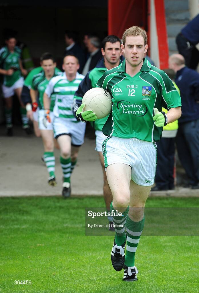 5 July 2009; Limerick captain Seanie Buckley leads his team out onto the field before the game. GAA Football Munster Senior Championship Final, Limerick v Cork, Pairc Ui Chaoimh, Cork. Picture credit: Diarmuid Greene / SPORTSFILE