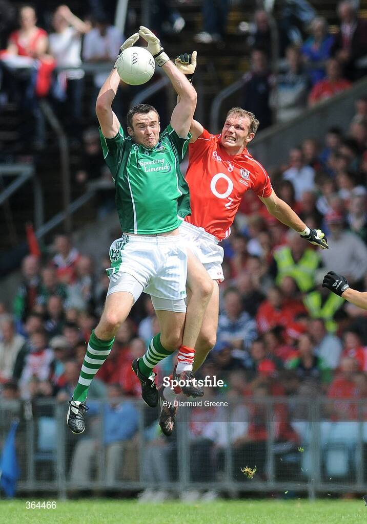 5 July 2009; Jim O'Donovan, Limerick, in action against Alan O'Connor, Cork. GAA Football Munster Senior Championship Final, Limerick v Cork, Pairc Ui Chaoimh, Cork. Picture credit: Diarmuid Greene / SPORTSFILE