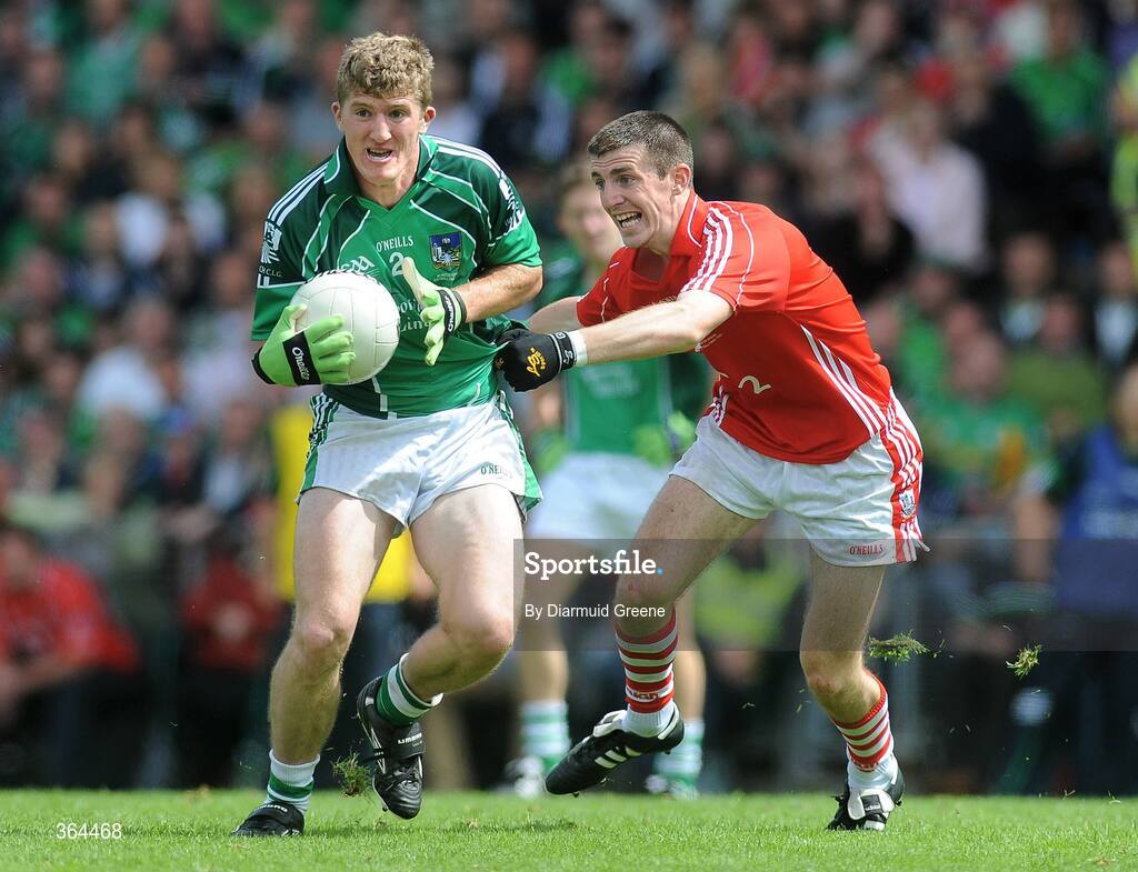 5 July 2009; Johnny McCarthy, Limerick, in action against Ray Carey, Cork. GAA Football Munster Senior Championship Final, Limerick v Cork, Pairc Ui Chaoimh, Cork. Picture credit: Diarmuid Greene / SPORTSFILE