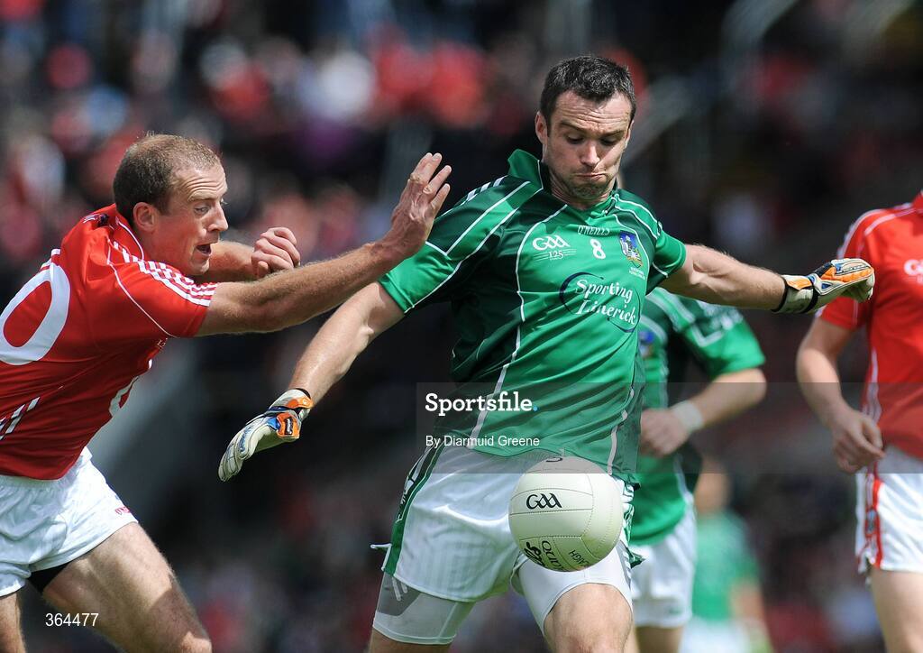 5 July 2009; Jim O'Donovan, Limerick, in action against Paudie Kissane, Cork. GAA Football Munster Senior Championship Final, Limerick v Cork, Pairc Ui Chaoimh, Cork. Picture credit: Diarmuid Greene / SPORTSFILE