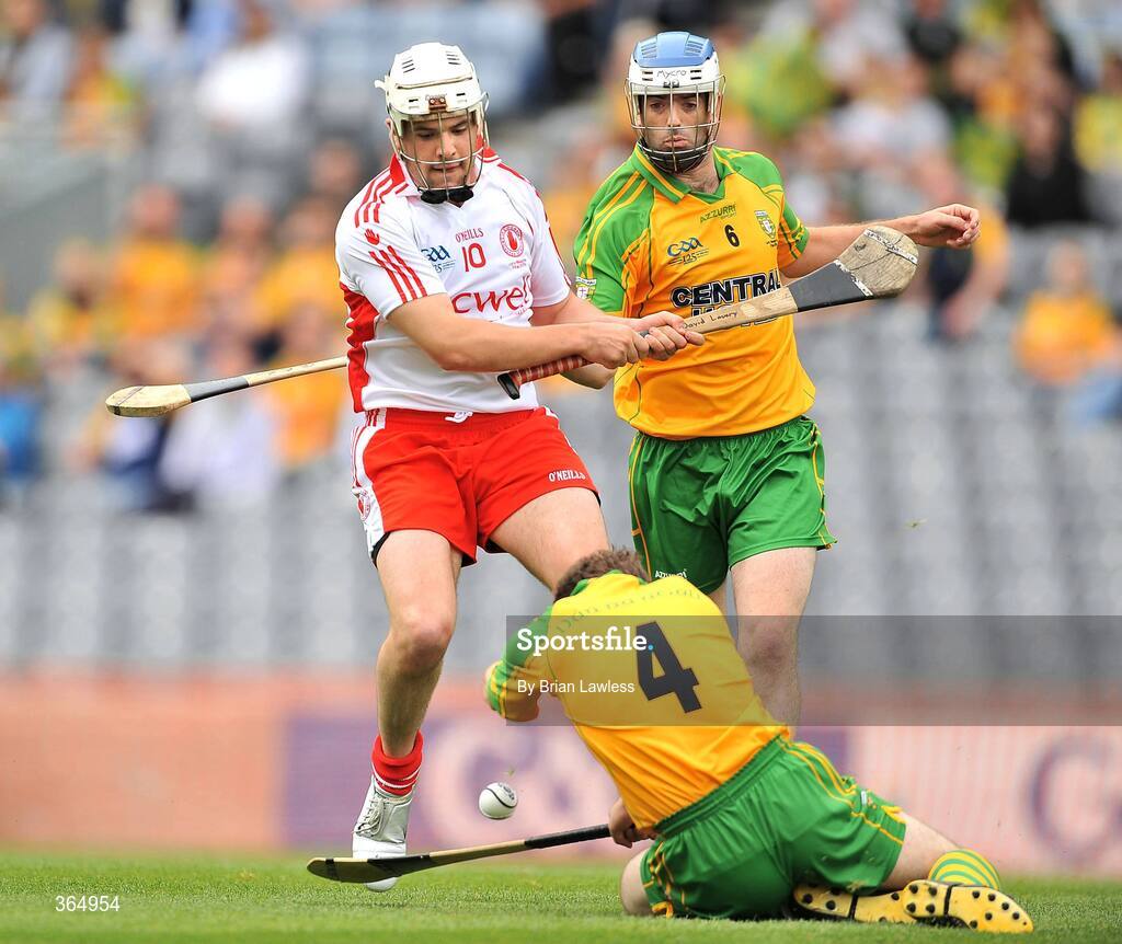 11 July 2009; David Lavery, Tyrone, in action against Colm Breathnach, right, and Warren Scanlon, Donegal. Lory Meagher Cup Final, Tyrone v Donegal, Croke Park, Dublin. Picture credit: Brian Lawless / SPORTSFILE