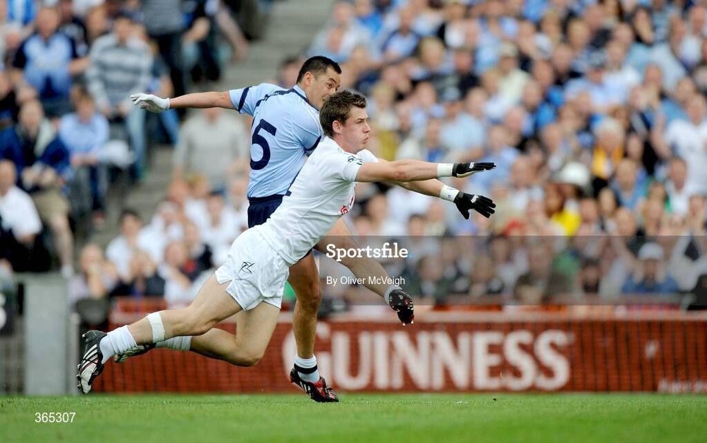 12 July 2009; Jason Sherlock, Dublin, scores the second goal despite the efforts of Emmet Bolton, Kildare. GAA Football Leinster Senior Championship Final, Dublin v Kildare, Croke Park, Dublin. Picture credit: Oliver McVeigh / SPORTSFILE