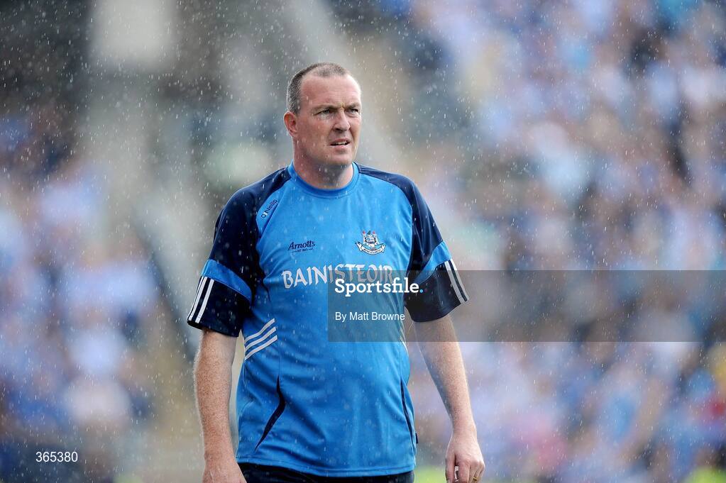 12 July 2009; Dublin manager Pat Gilroy watches his team in action against Kildare. GAA Football Leinster Senior Championship Final, Dublin v Kildare, Croke Park, Dublin. Picture credit: Matt Browne / SPORTSFILE