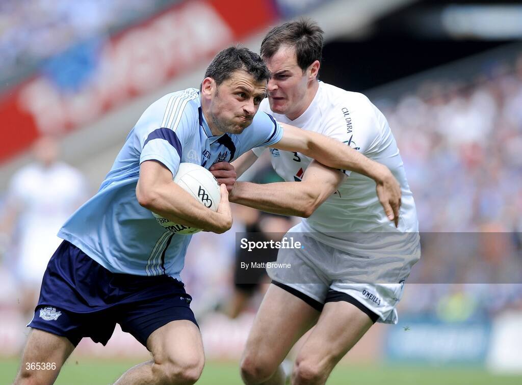 12 July 2009; Alan Brogan, Dublin, in action against Michael Foley, Kildare. GAA Football Leinster Senior Championship Final, Dublin v Kildare, Croke Park, Dublin. Picture credit: Matt Browne / SPORTSFILE