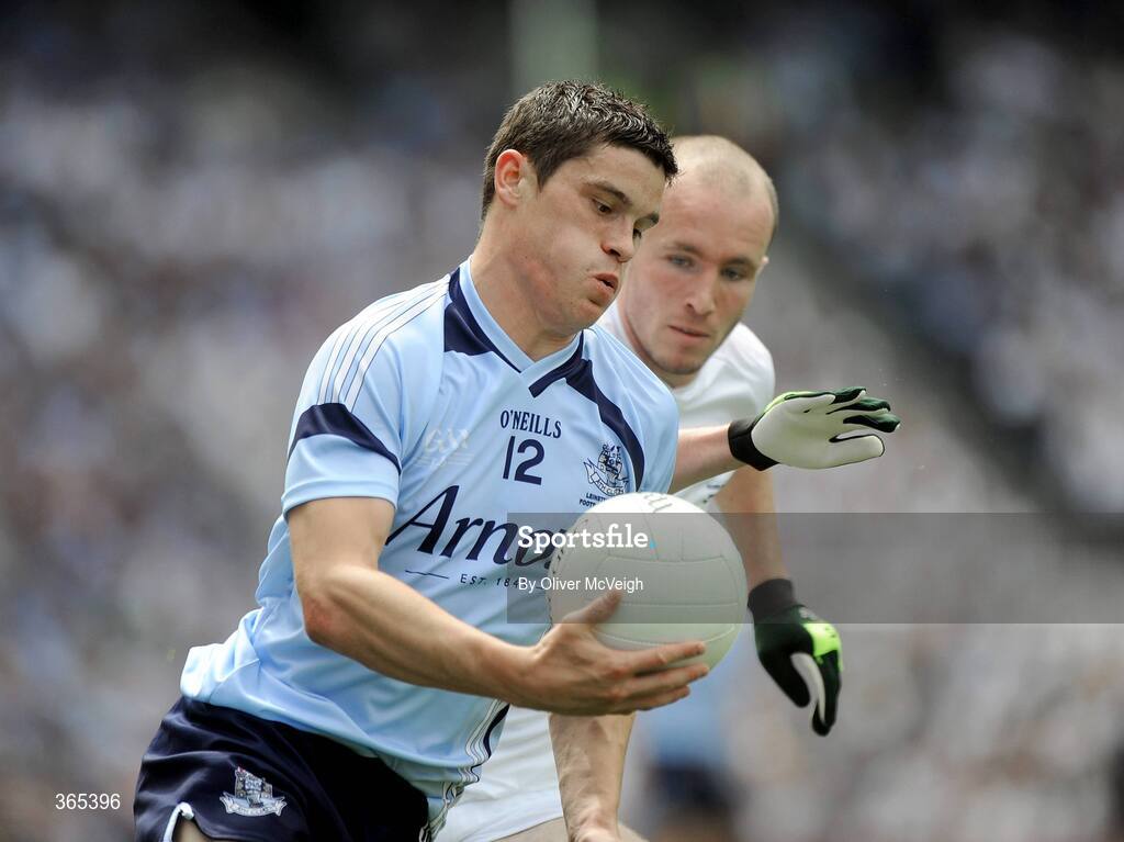 12 July 2009; Diarmuid Connolly, Dublin, in action against Hugh McGrillen, Kildare. GAA Football Leinster Senior Championship Final, Dublin v Kildare, Croke Park, Dublin. Picture credit: Oliver McVeigh / SPORTSFILE