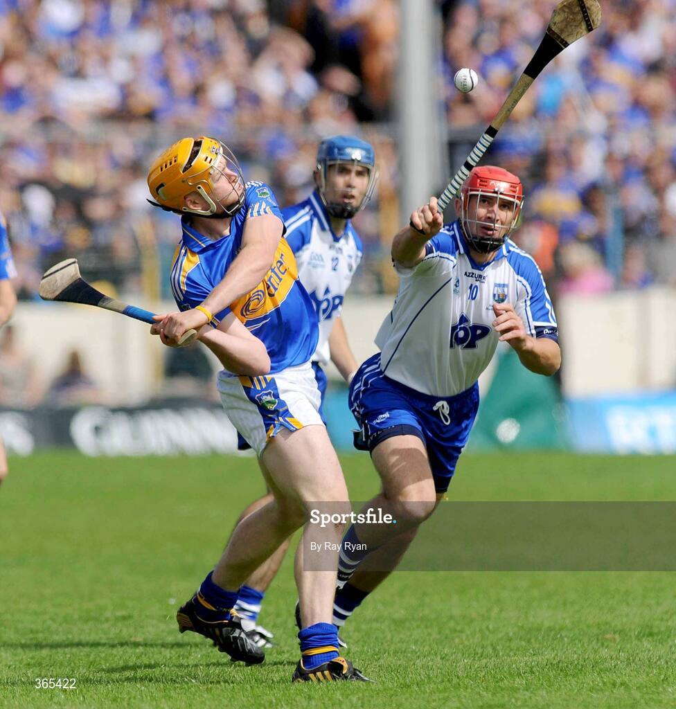 12 July 2009; Padraic Maher, Tipperary, in action against Seamus Prendergast, Waterford. GAA Hurling Munster Senior Championship Final, Tipperary v Waterford, Semple Stadium, Thurles, Co. Tipperary. Picture credit: Ray Ryan / SPORTSFILE