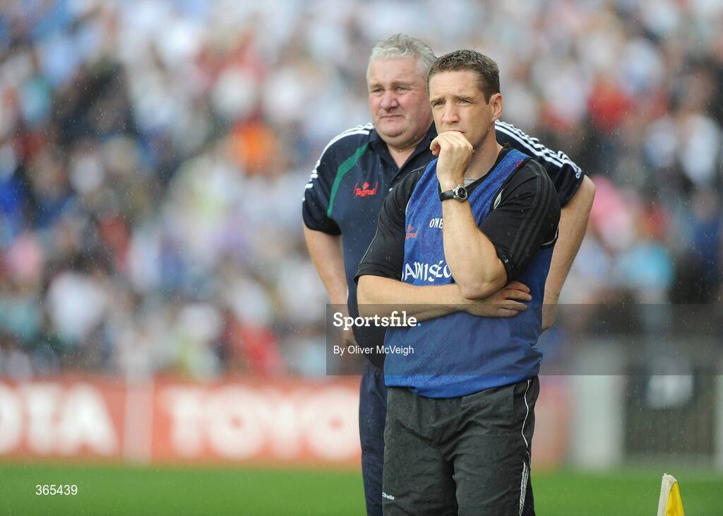 12 July 2009; Kildare manager Kieran McGeeney, right, and assistant manager Paul Grimley, watch on from the sideline near the end of the game. GAA Football Leinster Senior Championship Final, Dublin v Kildare, Croke Park, Dublin. Picture credit: Oliver McVeigh / SPORTSFILE