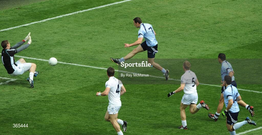 12 July 2009; Barry Cahill shoots past the Kildare goalkeeper Tom Corley to score the first of Dublin's two goals. GAA Football Leinster Senior Championship Final, Dublin v Kildare, Croke Park, Dublin. Picture credit: Ray McManus / SPORTSFILE