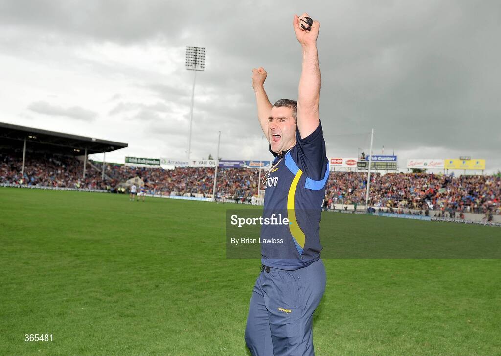 12 July 2009; Tipperary manager Liam Sheedy celebrates at the final whistle. GAA Hurling Munster Senior Championship Final, Tipperary v Waterford, Semple Stadium, Thurles, Co. Tipperary. Picture credit: Brian Lawless / SPORTSFILE