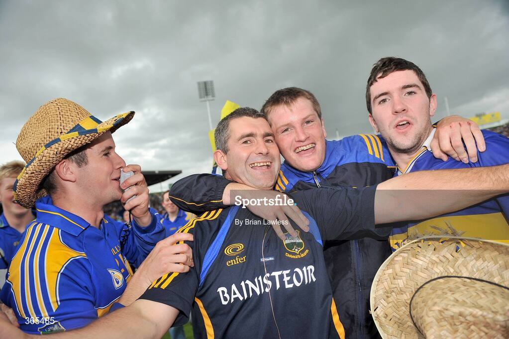 12 July 2009; Tipperary manager Liam Sheedy is surrounded by celebrating fans after the match. GAA Hurling Munster Senior Championship Final, Tipperary v Waterford, Semple Stadium, Thurles, Co. Tipperary. Picture credit: Brian Lawless / SPORTSFILE