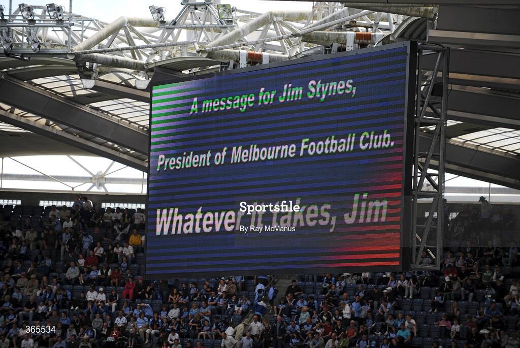 12 July 2009; A message for Jim Stynes appears on the scoreboard at half-time. GAA Football Leinster Senior Championship Final, Dublin v Kildare, Croke Park, Dublin. Picture credit: Ray McManus / SPORTSFILE