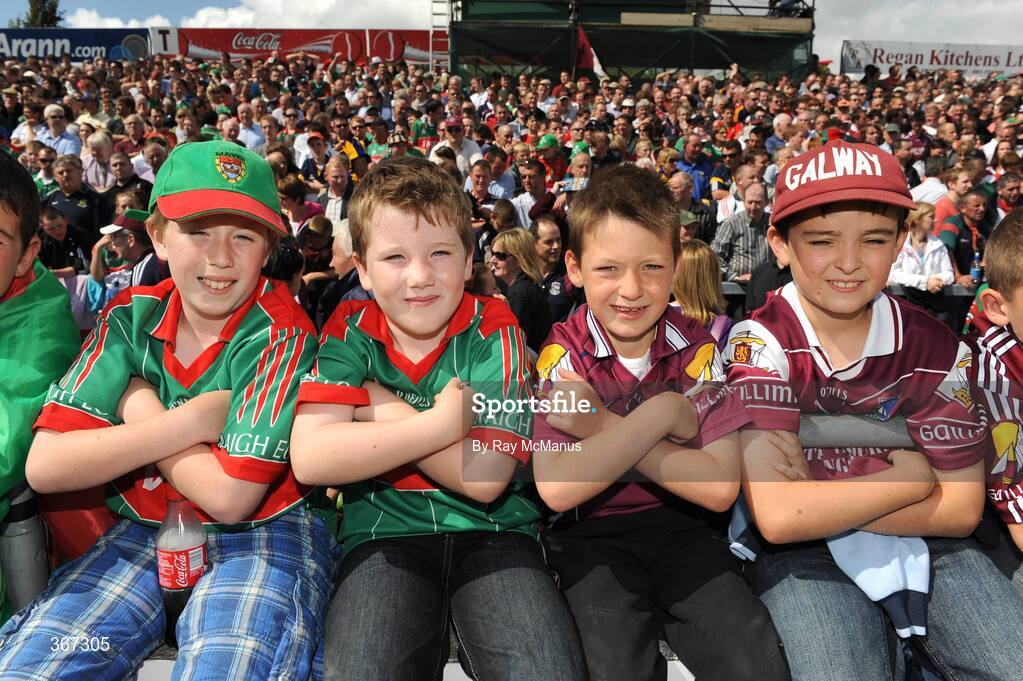 19 July 2009; Nine year old Conor Beirne, from Castlebar, Co. Mayo, and his seven year old brother Padraig with their Galway cousins, eight year old, Dean Finnegan and his brother Niall, ten years old, from Wood Quay, Co. Galway, before the game. GAA Football Connacht Senior Championship Final, Galway v Mayo, Pearse Stadium, Salthill, Galway. Picture credit: Ray McManus / SPORTSFILE