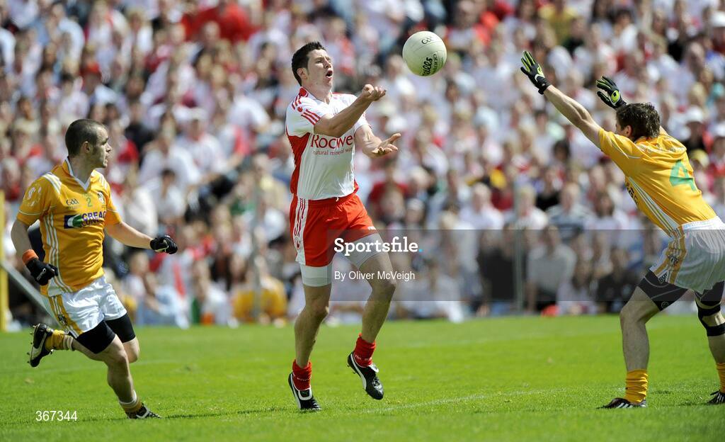 19 July 2009; Sean Cavanagh, Tyrone, in action against Kevin O'Boyle, Antrim. GAA Football Ulster Senior Championship Final, Tyrone v Antrim, St Tighearnach's Park, Clones, Co. Monaghan. Picture credit: Oliver McVeigh / SPORTSFILE