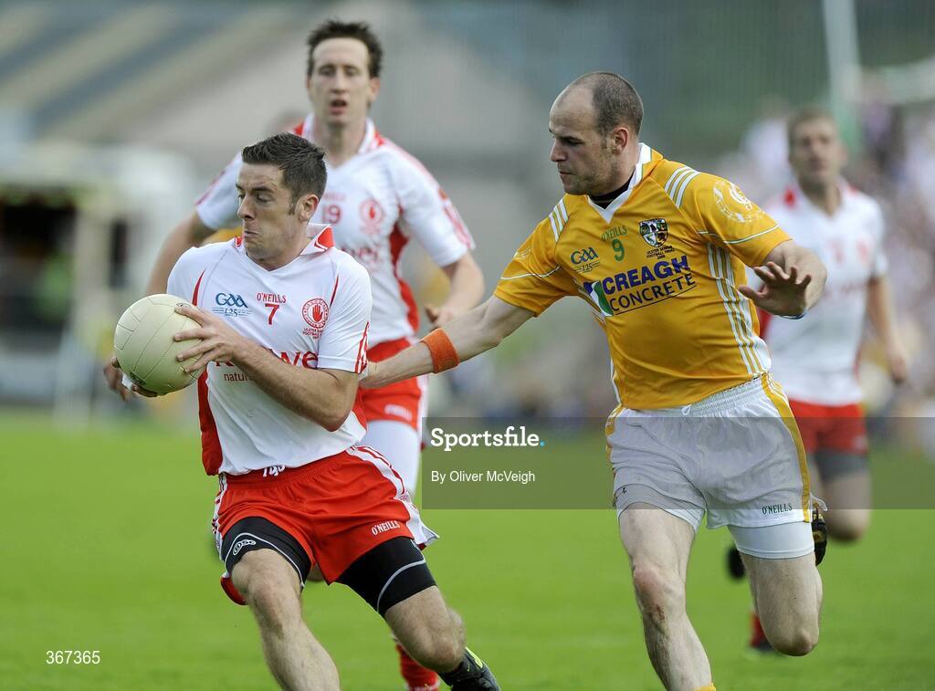 19 July 2009; Philip Jordan, Tyrone, in action against Aodhran Gallagher, Antrim. GAA Football Ulster Senior Championship Final, Tyrone v Antrim, St Tighearnach's Park, Clones, Co. Monaghan. Picture credit: Oliver McVeigh / SPORTSFILE
