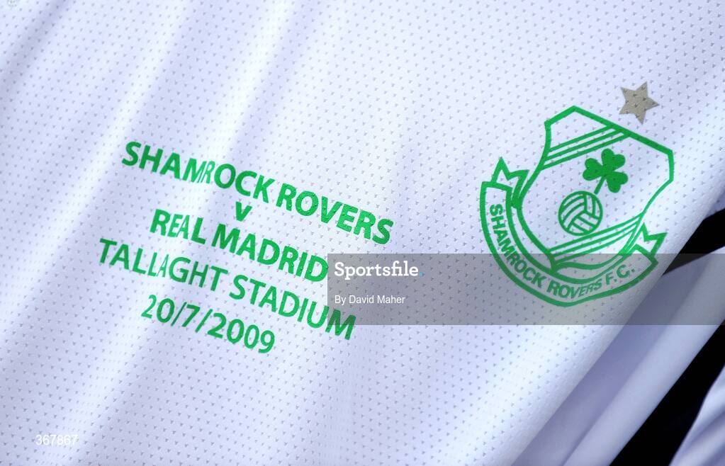 20 July 2009; A spectators jersey shows an imprint of the Real Madrid versus Shamrock Rovers game. Soccer Friendly, Shamrock Rovers v Real Madrid, Tallaght Stadium, Dublin. Picture credit: David Maher / SPORTSFILE