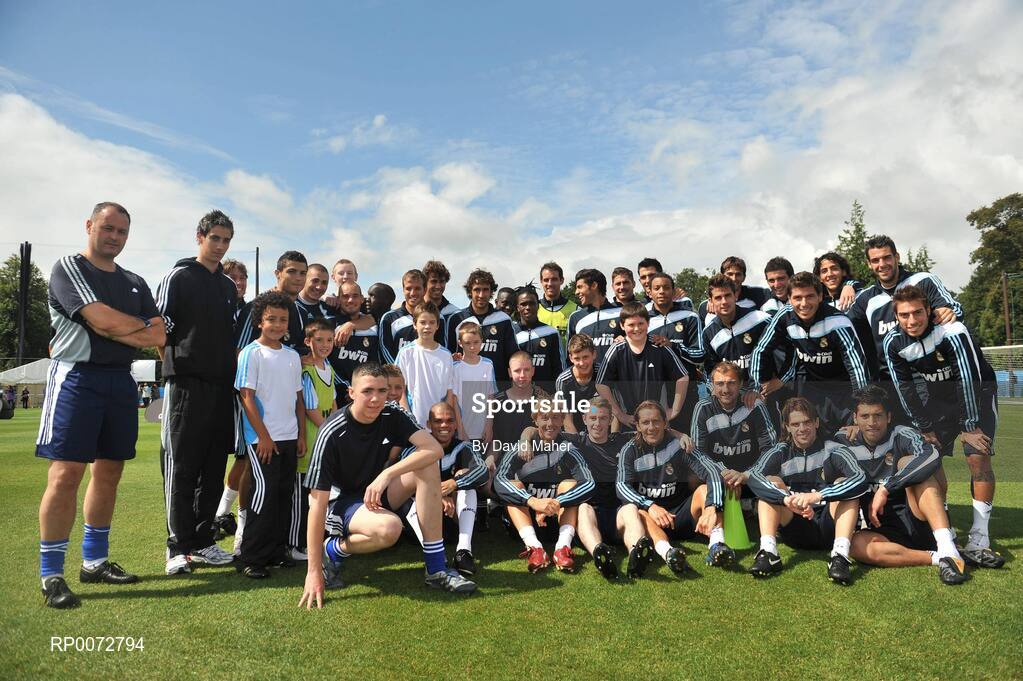 19 July 2009; Real Madrid players pictured with Andy O'Brien, from Greystones, Michael Cusack, Sean Douglas, Sean O'Brien, all from Swords, Karl Doyle, from Tallaght, Sean Zambra, from Blackhorse Avenue, Daniel Herbert, from Blanchardstown, Harry Matthews, from Knocklyon, Andrew Howell, from Rathfarnham, and Ciaran McHugh, from Santry, during a special training session run by adidas and Lifestyle Sports. Real Madrid pre-season squad training, Carton House, Maynooth, Co. Kildare. Picture credit: David Maher / SPORTSFILE