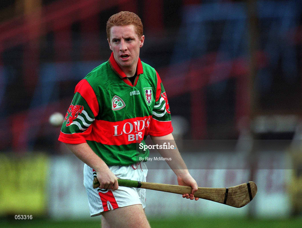 4 November 2000; Simon Whelahan of Birr during the AIB Leinster Club Hurling Championship Quarter-Final match between Castletown and Birr at O'Moore Park in Portlaoise, Laois. Photo by Ray McManus/Sportsfile