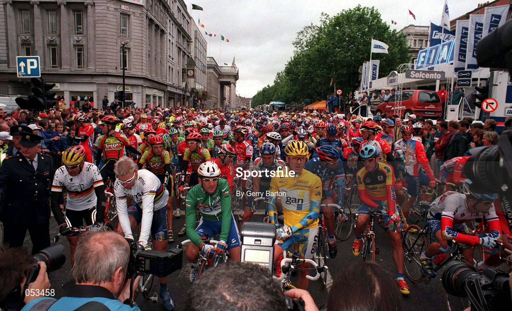 12 July 1998; Cyclists prepare for the start of the 1998 Tour de France - Stage 1 on O'Connell Street in Dublin. Photo by Gerry Barton/Sportsfile