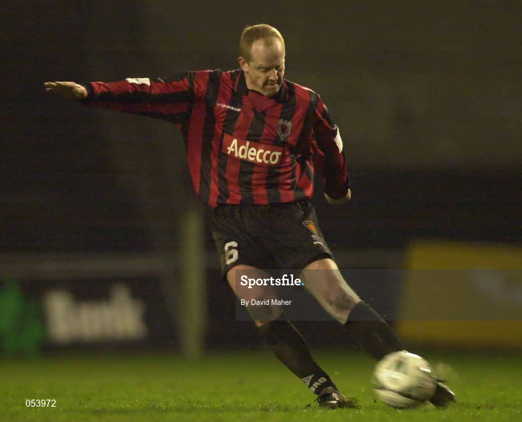 5 January 2001; Dave Hill of Bohemians during the FAI Harp Lager Cup Second Round match between Bohemians and Drogheda United at Dalymount Park in Dublin. Photo by David Maher/Sportsfile