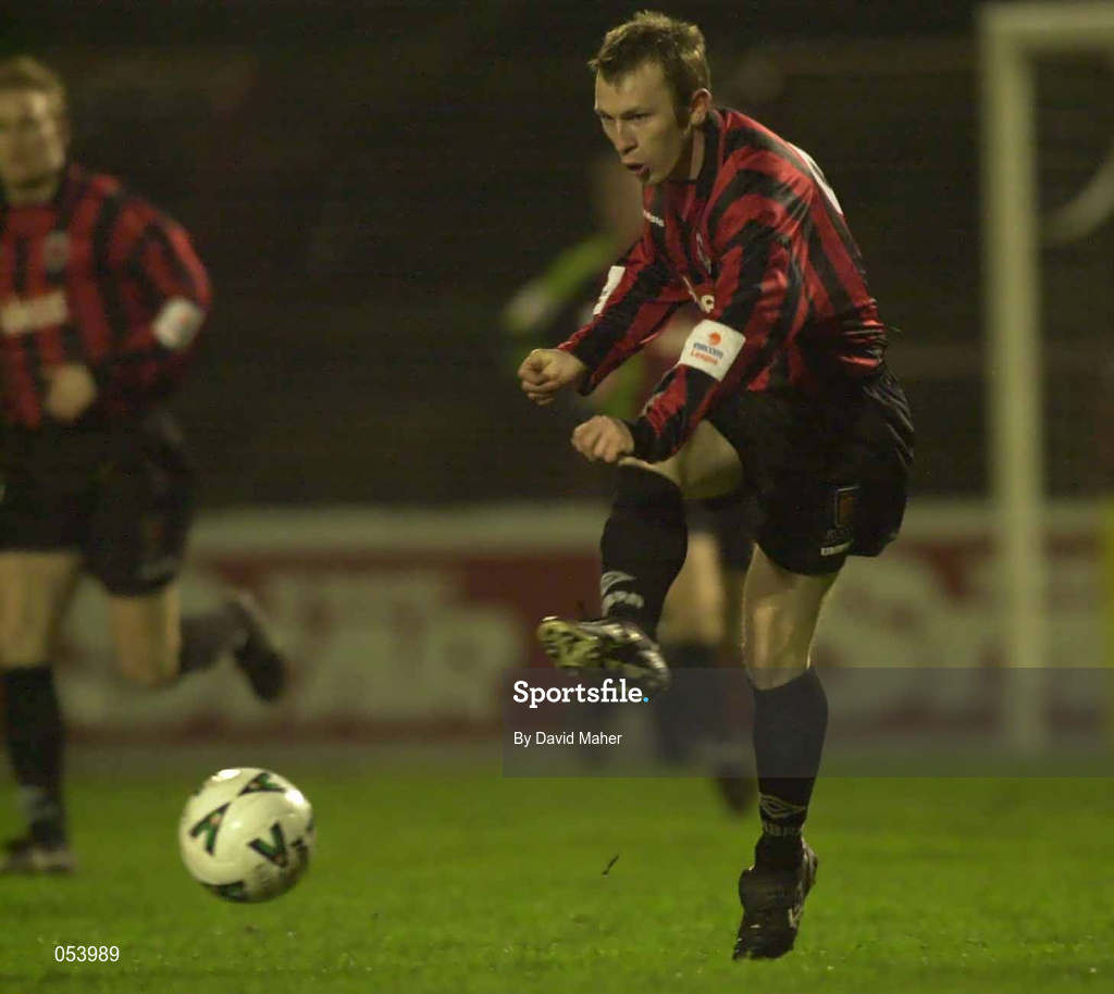 5 January 2001; Trevor Molloy of Bohemians during the FAI Harp Lager Cup Second Round match between Bohemians and Drogheda United at Dalymount Park in Dublin. Photo by David Maher/Sportsfile