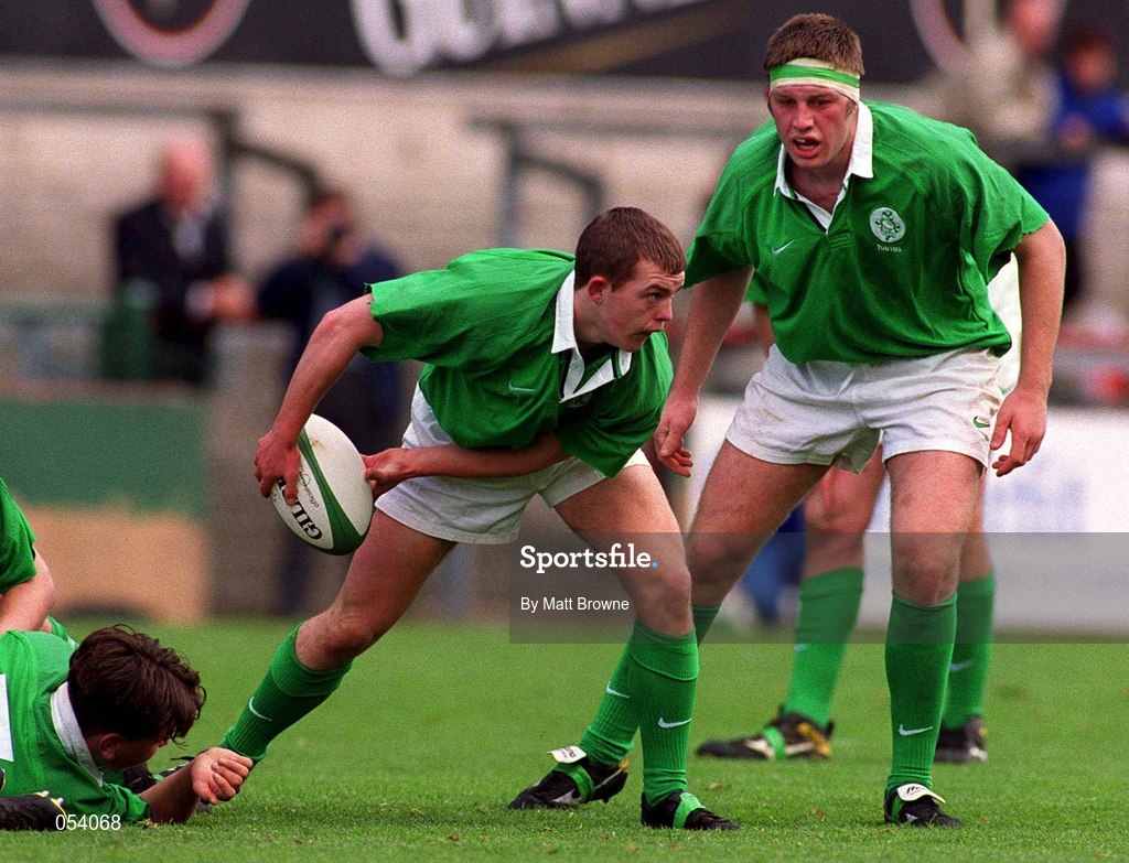 28 April 2000; Conor O'Loughlin of Ireland during the 4 Nations U18 Championship match between Ireland and England at Lansdown Road in Dublin. Photo by Matt Browne/Sportsfile