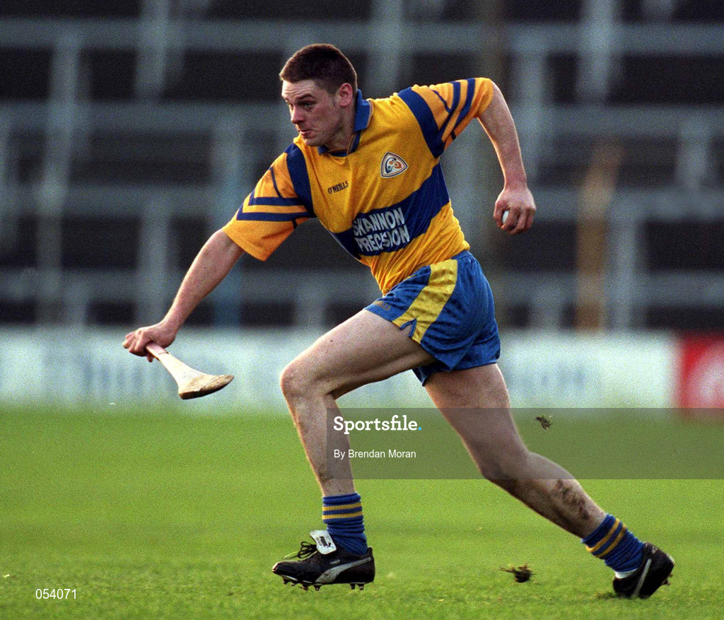 26 November 2000; John Reddan of Sixmilebridge during the AIB Munster Senior Hurling Club Championship Final match between Sixmilebridge and Mount Sion at Semple Stadium in Thurles, Tipperary. Photo By Brendan Moran/Sportsfile