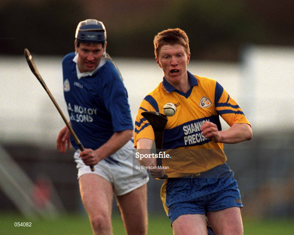 26 November 2000; Niall Gilligan of Sixmilebridge during the AIB Munster Senior Hurling Club Championship Final match between Sixmilebridge and Mount Sion at Semple Stadium in Thurles, Tipperary. Photo By Brendan Moran/Sportsfile