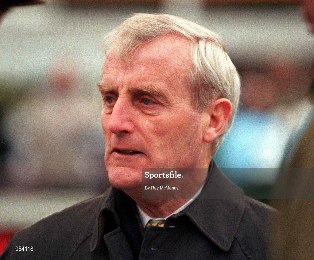 26 December 2000; Michael Osborne during Day 1 of the Leopardstown Christmas Festival at Leopardstown Racecourse in Dublin. Photo by Ray McManus/Sportsfile