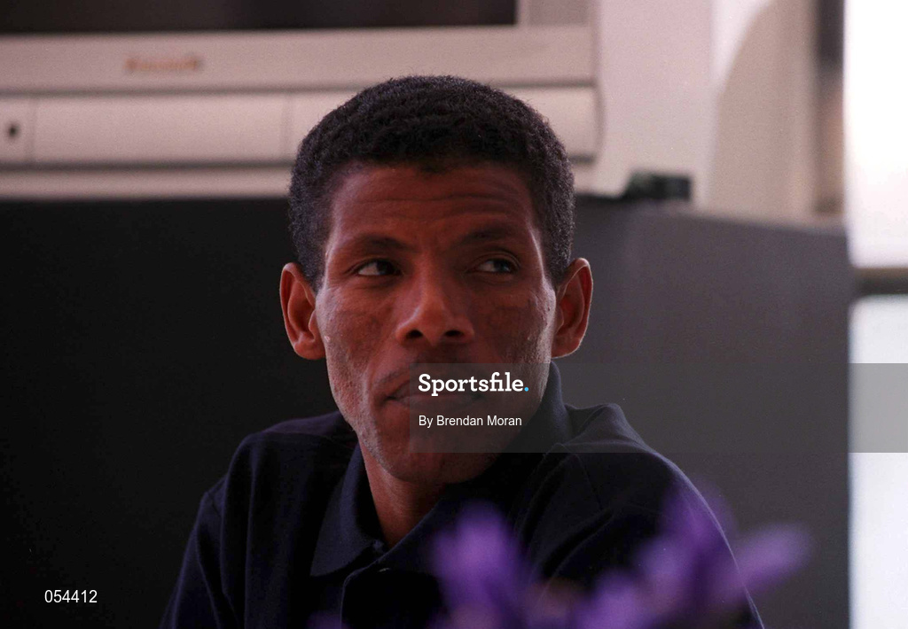 1 October 2000; Haile Gebrselassie of Ethiopia, Men's 10,000m, in attendance during a press conference in Sydney. Photo by Brendan Moran/Sportsfile