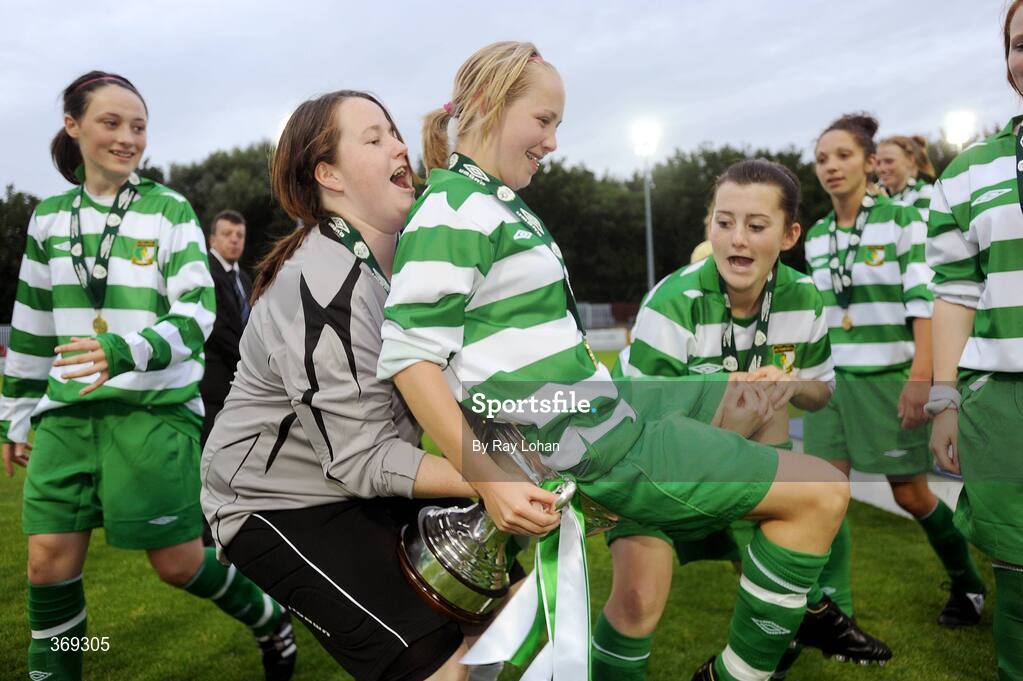 25 July 2009; St. Francis, Aine Genocky, left and Seana Cook put Rebecca Dowling into the cup. FAI Umbro Women's Senior Cup Final, FAI Umbro Women's Senior Cup Final, St Catherine's LFC v St Francis, Richmond Park, Dublin. Picture credit: Ray Lohan / SPORTSFILE