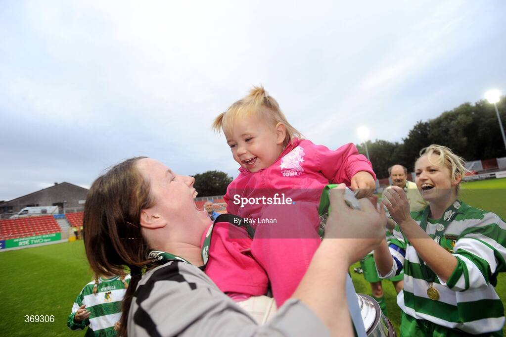 25 July 2009; St. Francis goalkeeper Aine Genocky, puts her niece Kayleigh Genocky into the cup. FAI Umbro Women's Senior Cup Final, FAI Umbro Women's Senior Cup Final, St Catherine's LFC v St Francis, Richmond Park, Dublin. Picture credit: Ray Lohan / SPORTSFILE