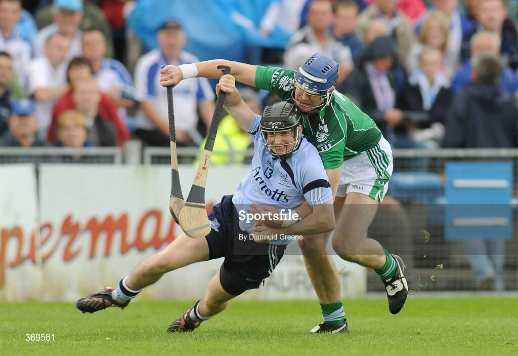 26 July 2009; David O'Callaghan, Dublin, in action against Stephen Lucey, Limerick. GAA All-Ireland Senior Hurling Championship Quarter-Final, Dublin v Limerick, Semple Stadium, Thurles, Co. Tipperary. Picture credit: Diarmuid Greene / SPORTSFILE
