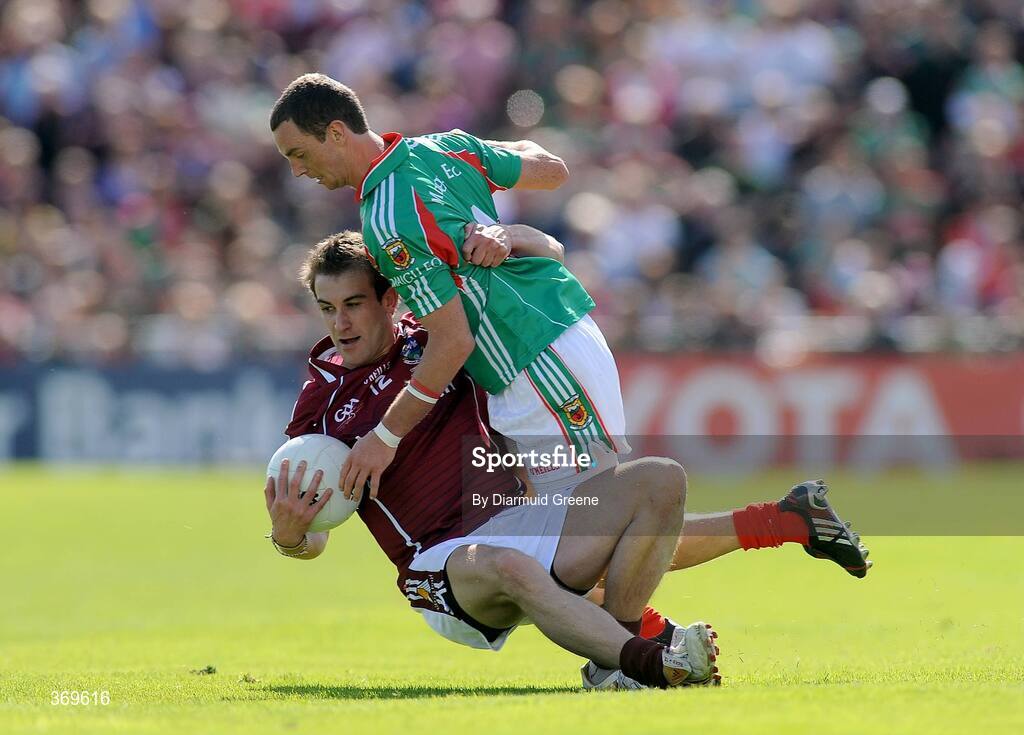 19 July 2009; Nickey Joyce, Galway, in action against Keith Higgins, Mayo. GAA Football Connacht Senior Championship Final, Galway v Mayo, Pearse Stadium, Salthill, Galway. Picture credit: Diarmuid Greene / SPORTSFILE
