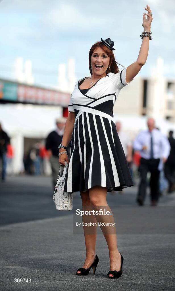 27 July 2009; Lisa Butcher, from Galway, ahead of the opening day of the Galway Racing Festival. Ballybrit, Galway. Picture credit: Stephen McCarthy / SPORTSFILE