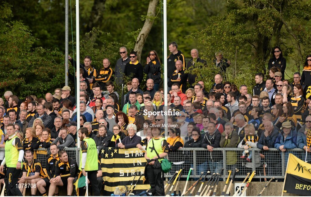 27 September 2015; Ballycastle McQuillan supporters. Antrim Senior Championship Hurling Final, Ruairi Og Cushendall v Ballycastle McQuillan, Dunloy GAA Club, Dunloy, Co. Antrim. Picture credit: Oliver McVeigh / SPORTSFILE