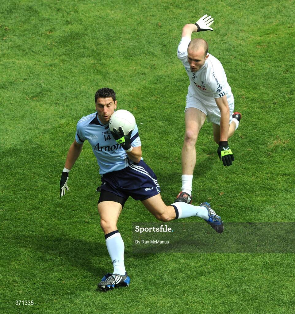 12 July 2009; Bernard Brogan, Dublin, in action against Hugh McGrillen, Kildare. GAA Football Leinster Senior Championship Final, Dublin v Kildare, Croke Park, Dublin. Picture credit: Ray McManus / SPORTSFILE
