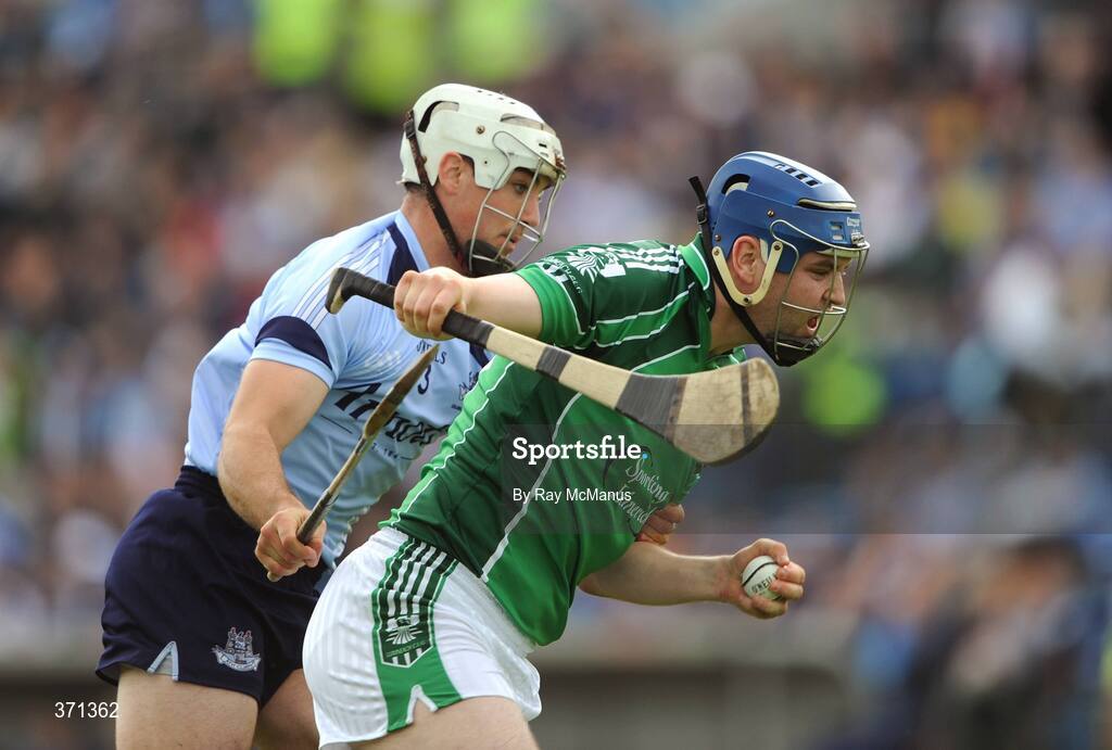 26 July 2009; Paudie McNamara, Dublin, in action against Tomás Brady, Limerick. GAA All-Ireland Senior Hurling Championship Quarter-Final, Dublin v Limerick, Semple Stadium, Thurles, Co. Tipperary. Picture credit: Ray McManus / SPORTSFILE