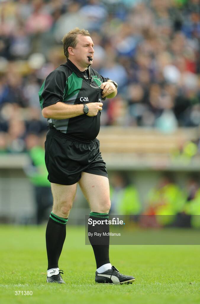 26 July 2009; Referee Michael Wadding, Waterford. GAA All-Ireland Senior Hurling Championship Quarter-Final, Dublin v Limerick, Semple Stadium, Thurles, Co. Tipperary. Picture credit: Ray McManus / SPORTSFILE