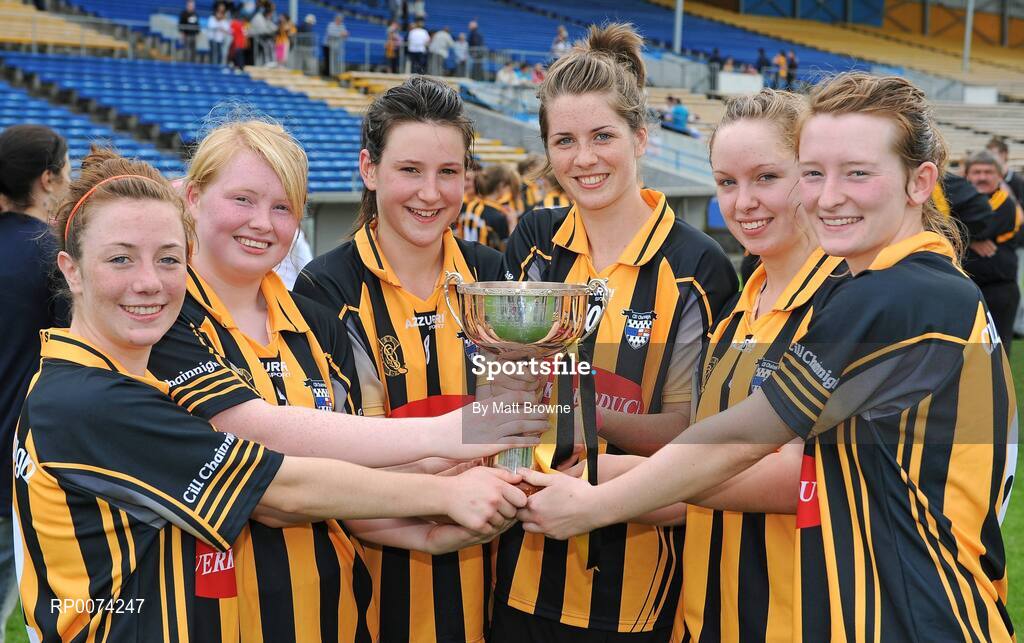 8 August 2009; Kilkenny players who have won the last four All-Ireland Camogie Minor A Championship Final, from left to right, Caoimhe Shiel, Nicola Butler, Aisling Dunphy, Aine Curran, Niamh Kelly and Kate McDonald celebrate with the cup. All-Ireland Camogie Minor A Championship Final, Kilkenny v Clare, Semple Stadium, Thurles, Co. Tipperary. Picture credit: Matt Browne / SPORTSFILE