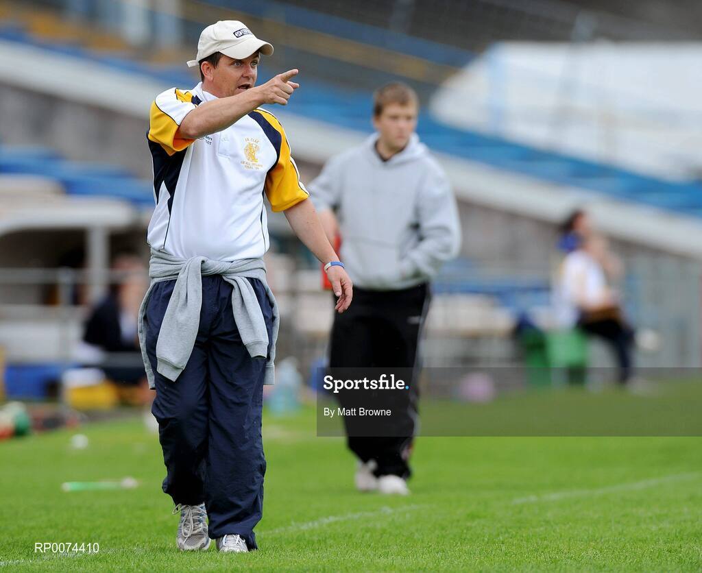 8 August 2009; Clare coach Davy Fitzgerald. All-Ireland Camogie Minor A Championship Final, Kilkenny v Clare, Semple Stadium, Thurles, Co. Tipperary. Picture credit: Matt Browne / SPORTSFILE