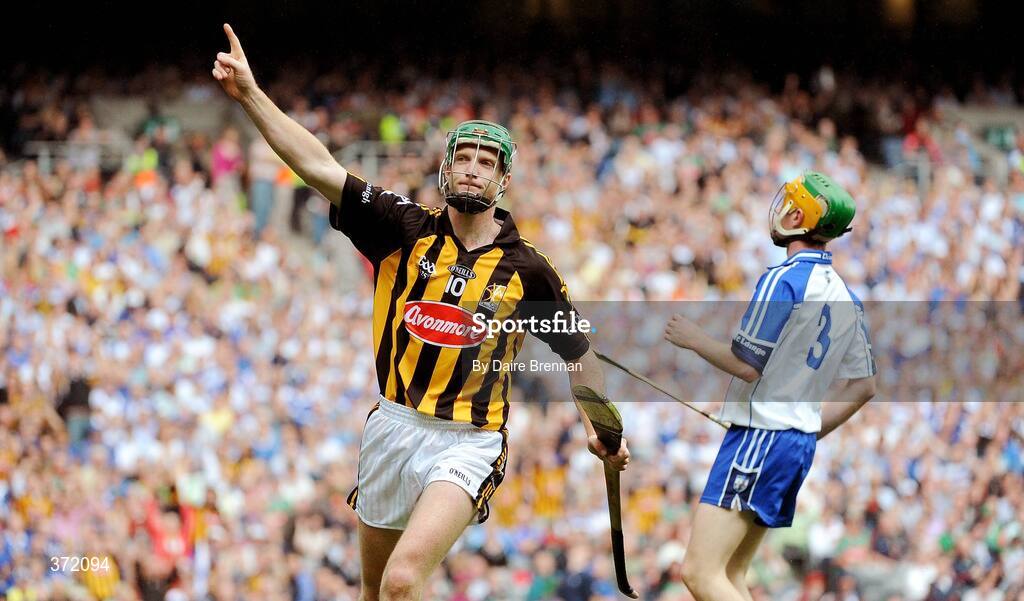 9 August 2009; Henry Shefflin, Kilkenny, celebrates after scoring his side's second goal. GAA Hurling All-Ireland Senior Championship Semi-Final, Kilkenny v Waterford, Croke Park, Dublin. Picture credit: Daire Brennan / SPORTSFILE