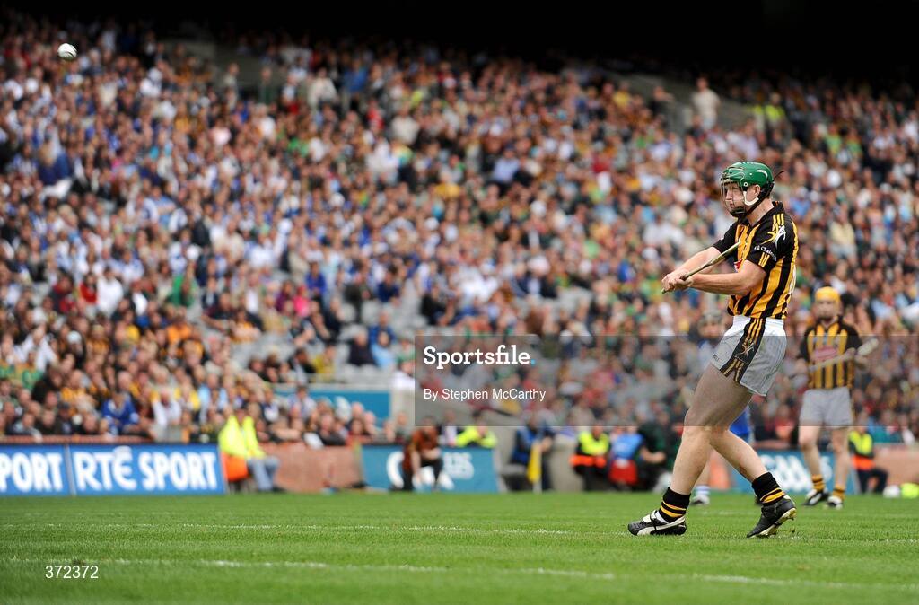 9 August 2009; Henry Shefflin, Kilkenny. GAA Hurling All-Ireland Senior Championship Semi-Final, Kilkenny v Waterford, Croke Park, Dublin. Picture credit: Stephen McCarthy / SPORTSFILE