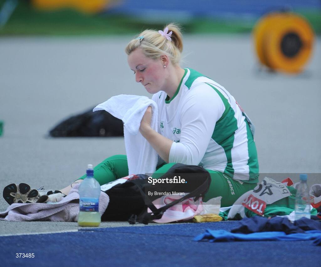 20 August 2009; Ireland's Eileen O'Keeffe reacts after her third attempt, which was her second throw which failed to leave the cage and recorded no mark, during qualifying for the Women's Hammer Final where she threw a mark of 63.20m but failed to make the final. 12th IAAF World Championships in Athletics, Olympic Stadium, Berlin, Germany. Picture credit: Brendan Moran / SPORTSFILE
