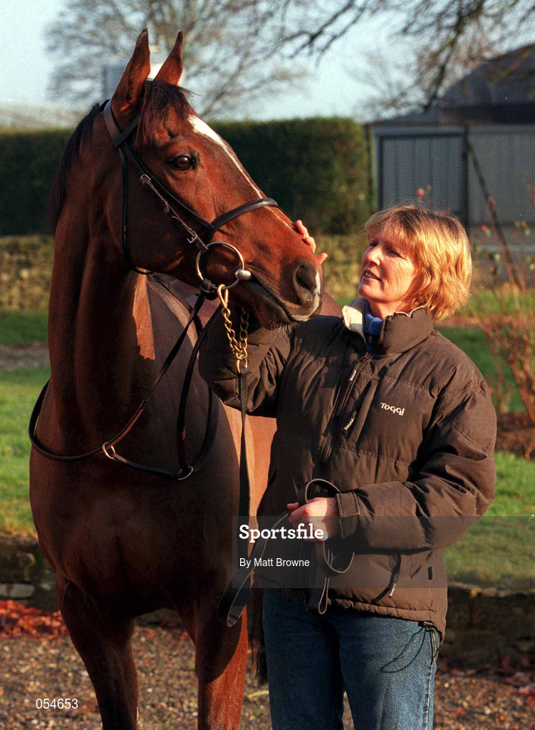 18 January 2000; Jessica Harrington with Moscow Express at her Stud Farm in Moone, Kildare. Photo by Matt Browne/Sportsfile