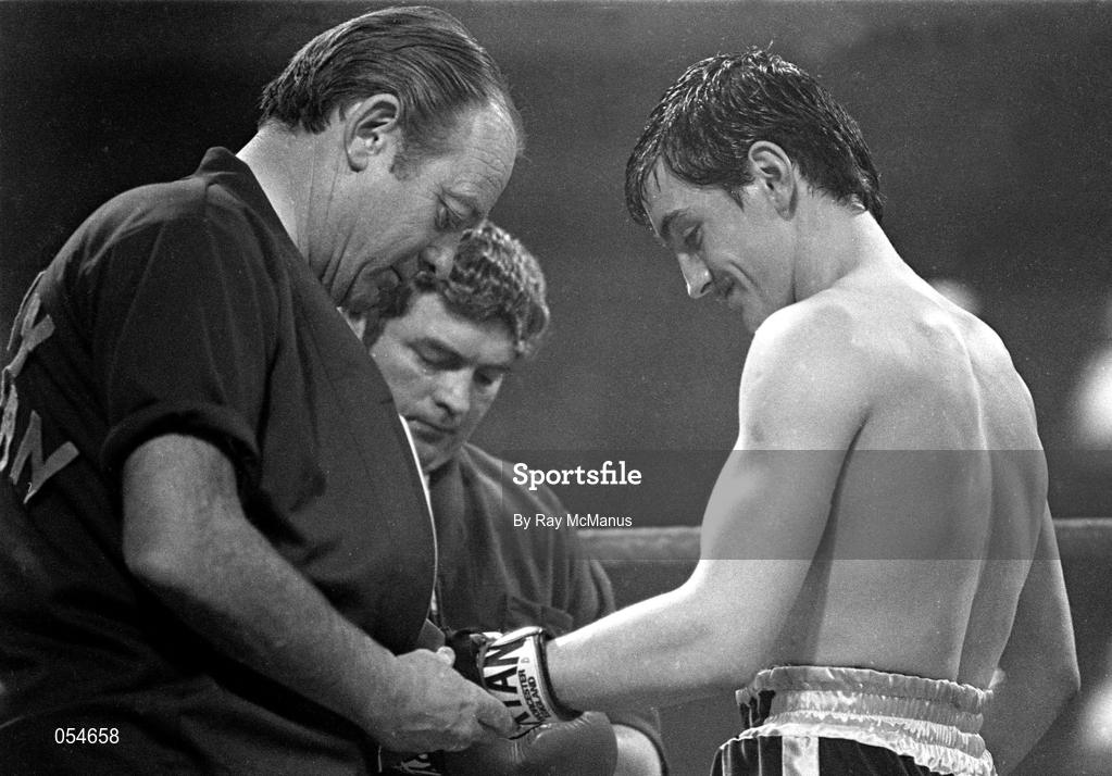 22 May 1983; Barry McGuigan and his manager Barney Eastwood during his featherweight bout against Samuel Meck at the Navan Exhibition Centre in Navan, Meath. Photo by Ray McManus/Sportsfile