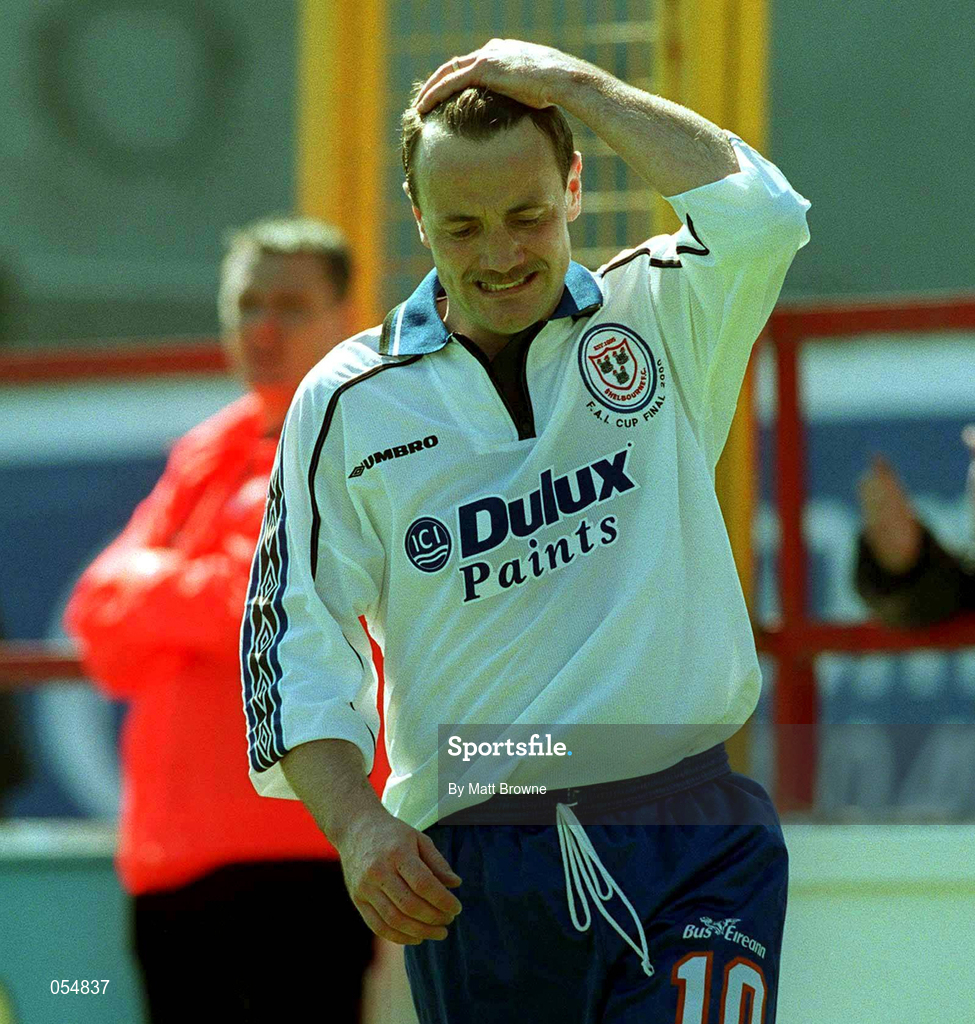 30 April 2000; Stephen Geoghegan of Shelbourne during the FAI Cup Final match between Shelbourne and Bohemians at Tolka Park in Dublin. Photo by Matt Browne/Sportsfile
