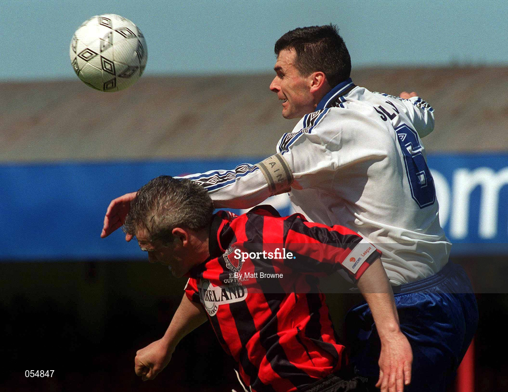 30 April 2000; Pat Scully of Shelbourne in action against Derek Swan of  Bohemians during the FAI Cup Final match between Shelbourne and Bohemians at Tolka Park in Dublin. Photo by Matt Browne/Sportsfile