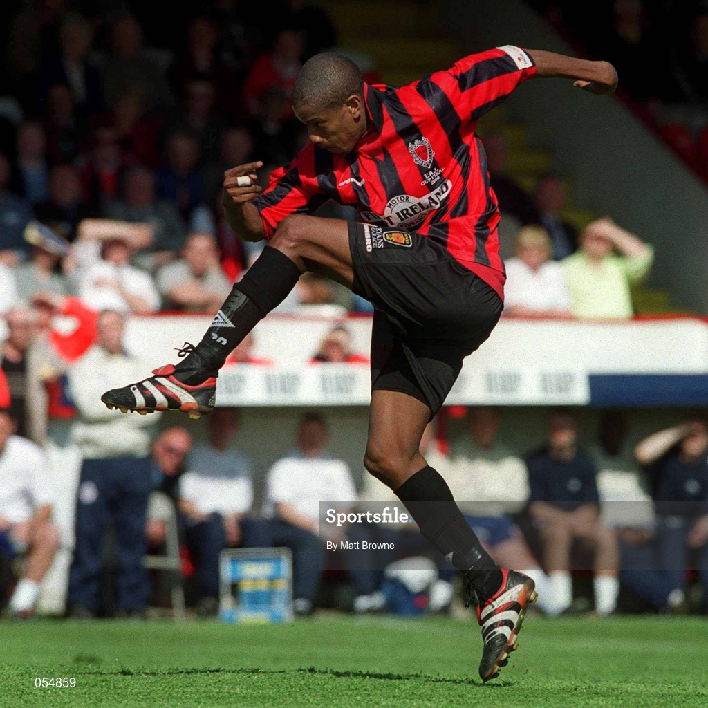 30 April 2000; Avery John of Shelbourne during the FAI Cup Final match between Shelbourne and Bohemians at Tolka Park in Dublin. Photo by Matt Browne/Sportsfile