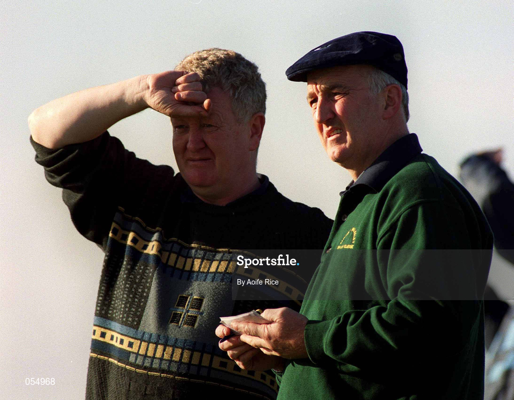 21 January 2001; Dublin manager Kevin Fennelly, right, and Dave Billings during the Walsh Cup Semi-Final match between Wexford and Dublin at Ferns in Wexford. Photo by Aoife Rice/Sportsfile *** Local Caption *** 21 January 2001; x during the Walsh Cup Semi-Final match between Wexford and Dublin at Ferns in Wexford. Photo by Aoife Rice/Sportsfile