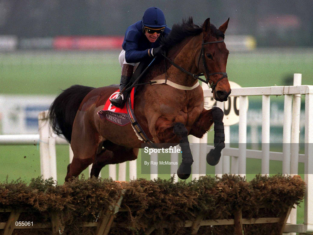 21 January 2001; Kilcash Castle, with Charlie Swan up, during the Waterford Crystal Novice Hurdle at Leopardstown Racecourse in Dublin. Photo by Ray McManus/Sportsfile